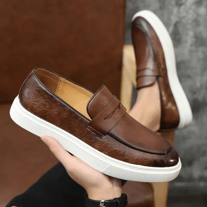Mocasín de cuero Arvenis® sin cordones