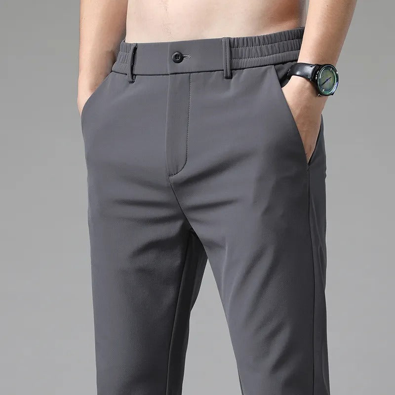 Pantalones de negocios ajustados y elásticos
